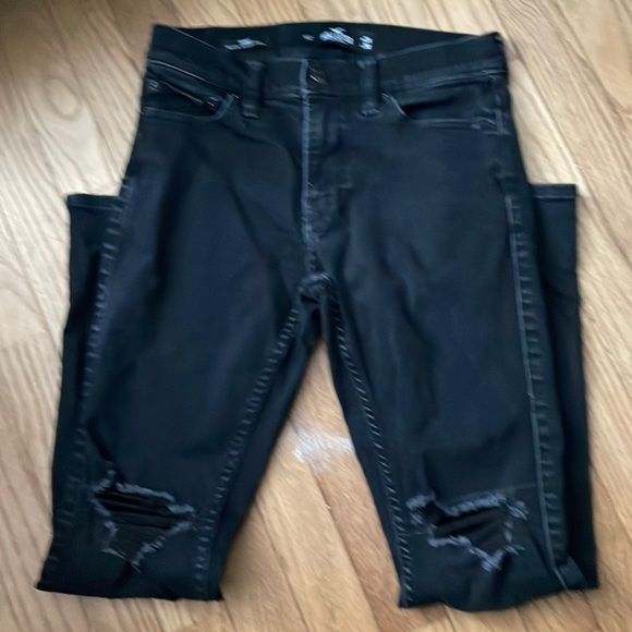 Hollister Black Skinny Jeans W26. Distressed. Nice - Picture 2 of 7